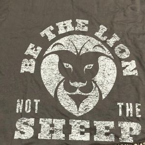 Be the lion T shirt